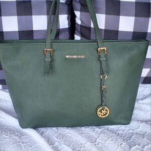 Michael kors purse
